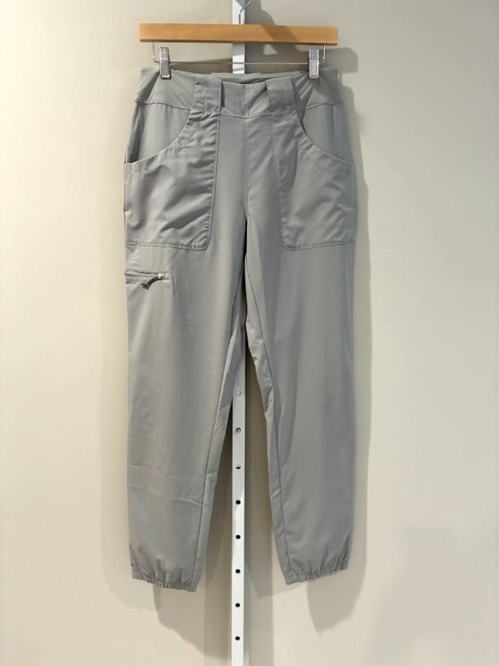 Patagonia Women's Tech Joggers Size S Grey Fly Fishing Hiking Pants 50+ UPF NWT